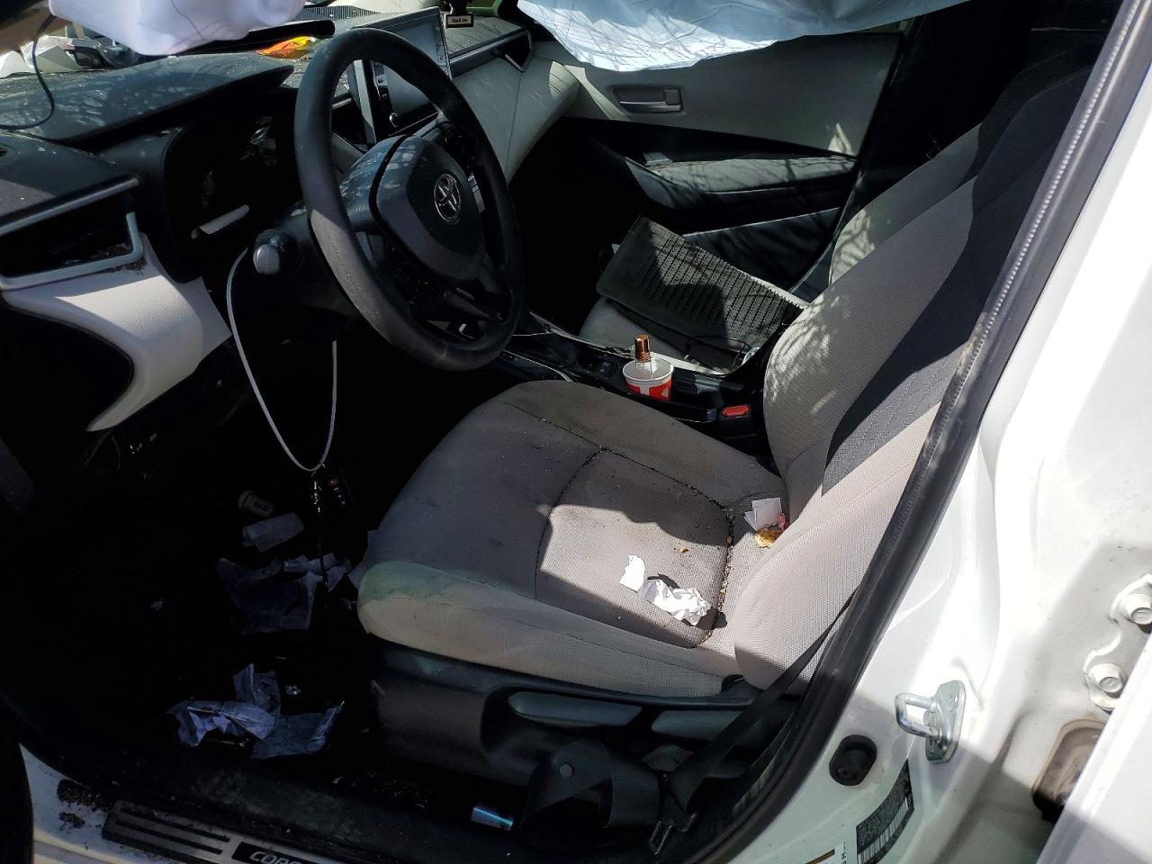 2021 TOYOTA COROLLA LE photo 19