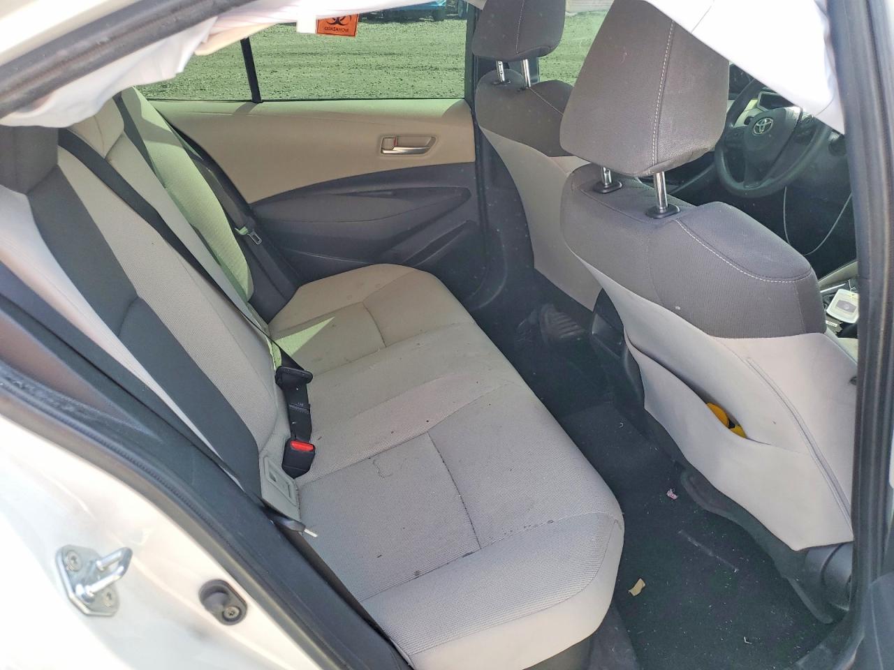 2021 TOYOTA COROLLA LE photo 28