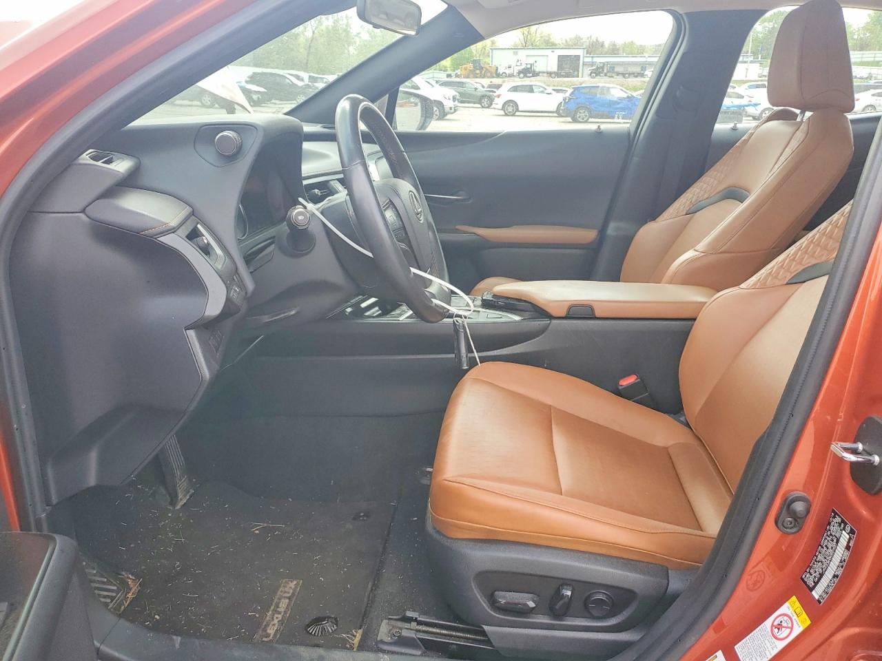 2019 LEXUS UX 200 photo 19
