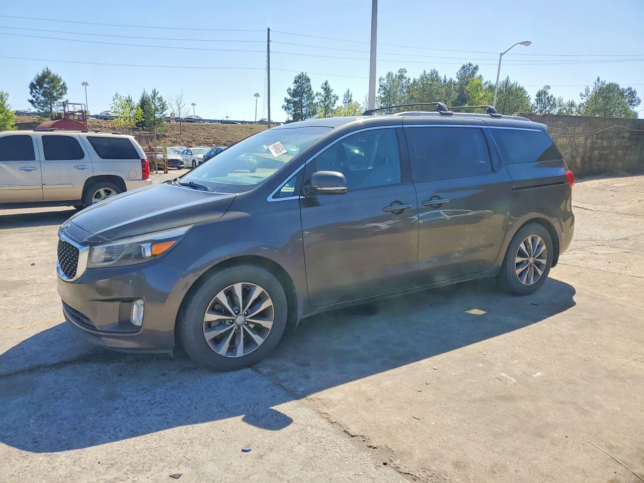 2016 KIA SEDONA