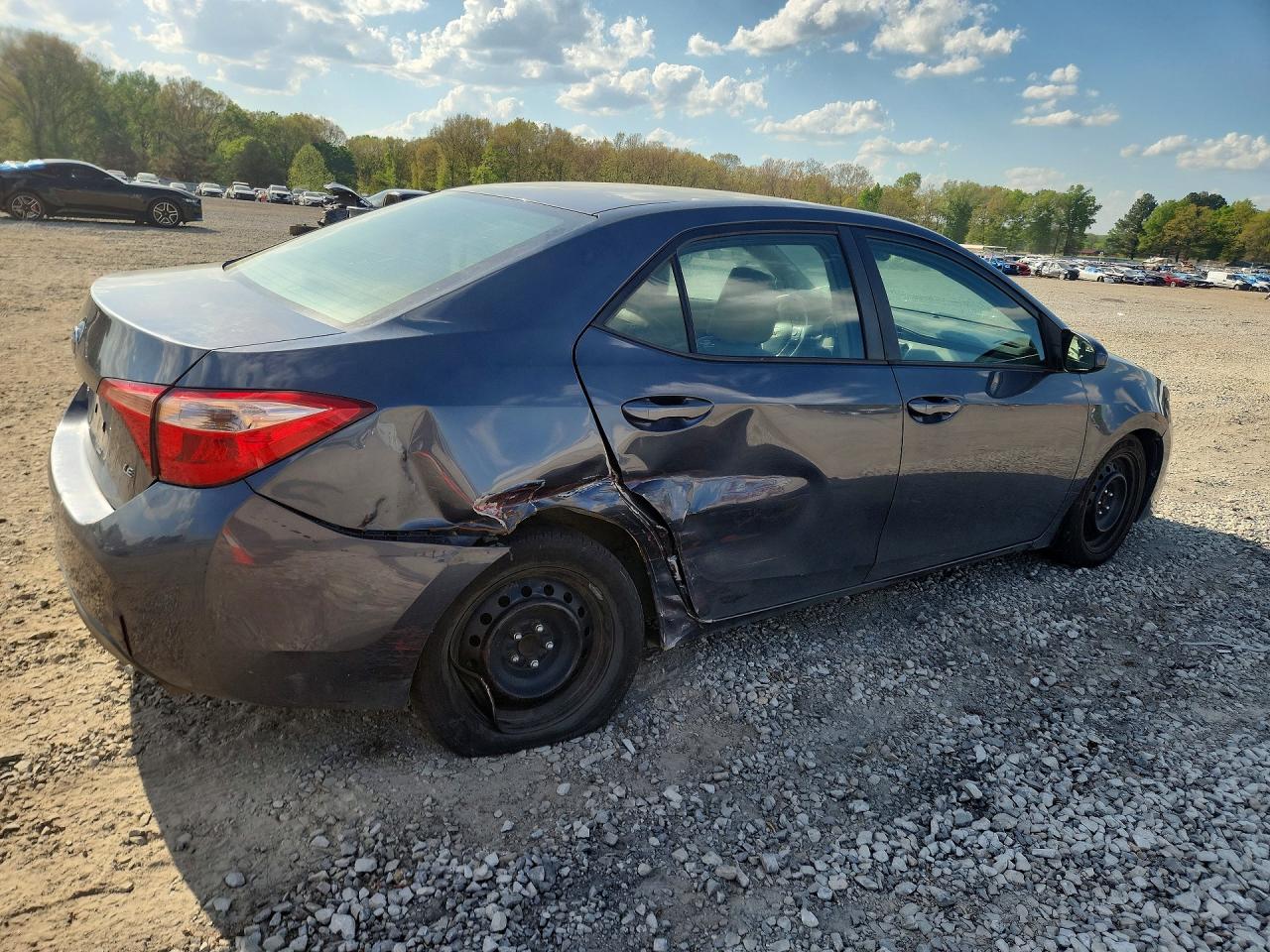 2019 TOYOTA COROLLA LE photo 5