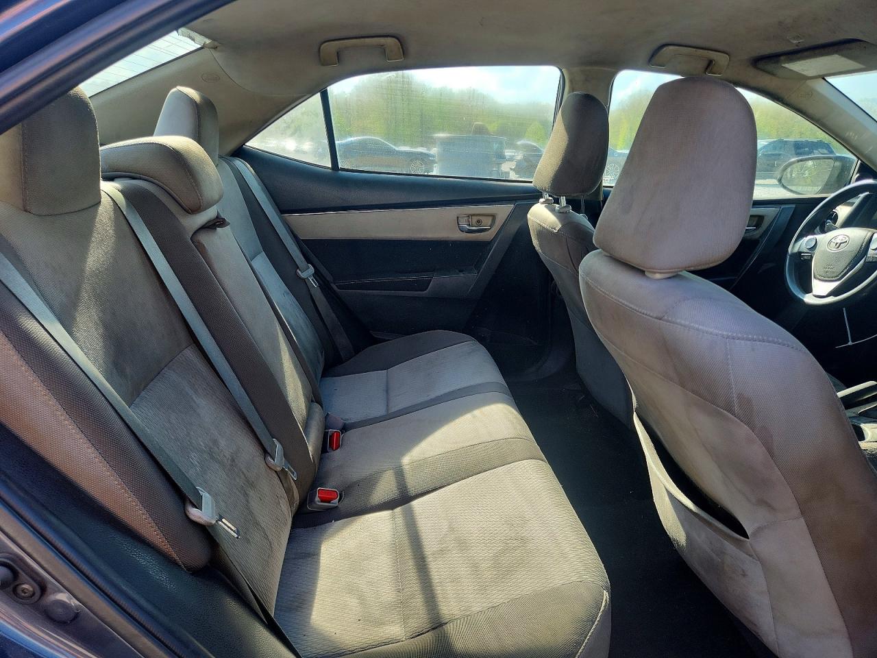 2019 TOYOTA COROLLA LE photo 19