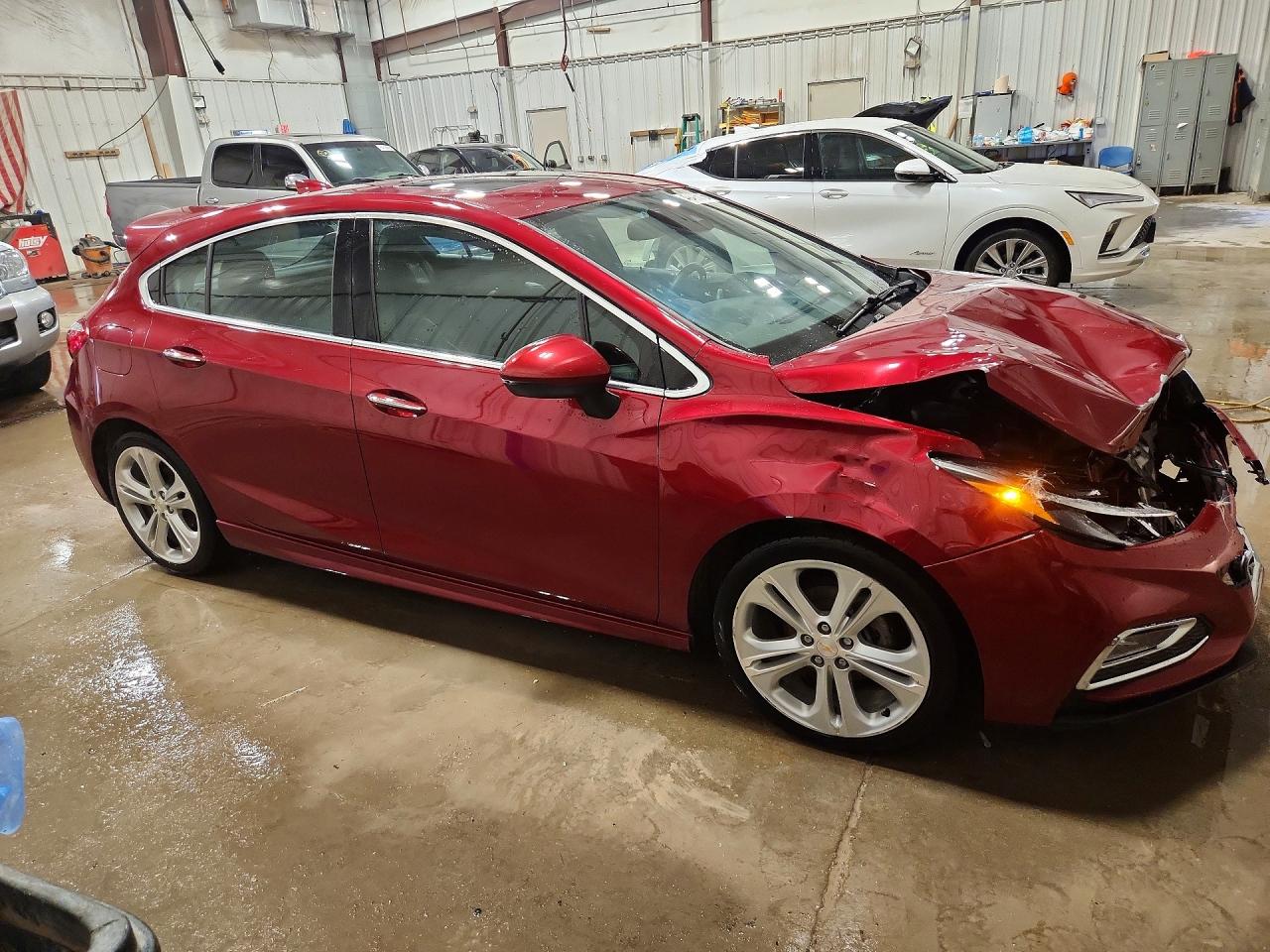 2017 CHEVROLET CRUZE PREMIER photo 10