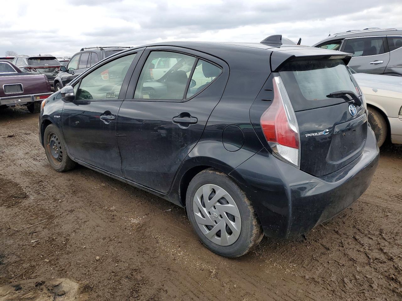 2016 TOYOTA PRIUS C TWO photo 4