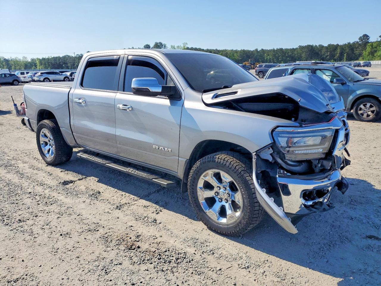 2019 RAM 1500 BIG HORN photo 4