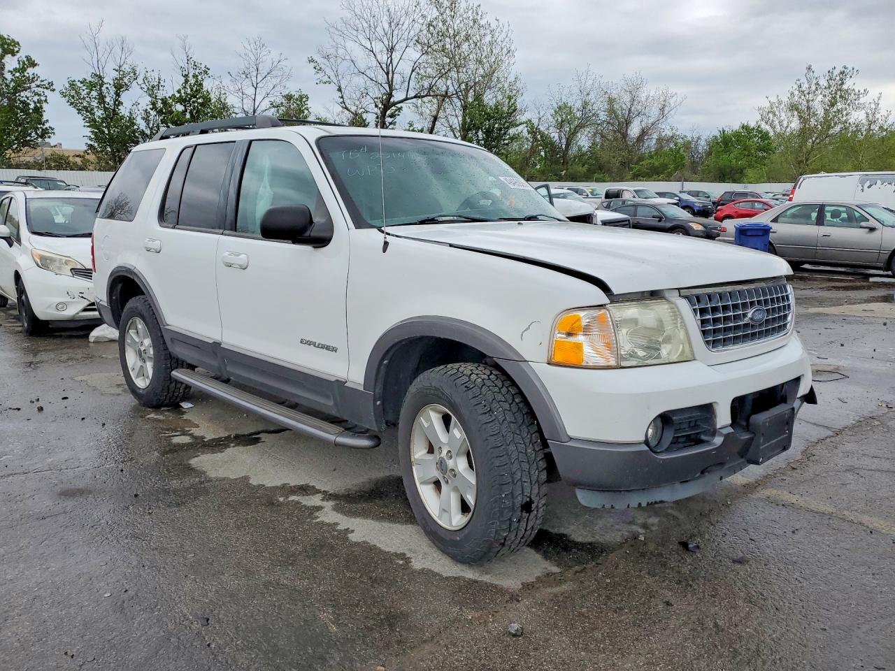 2005 FORD EXPLORER XLT photo 10