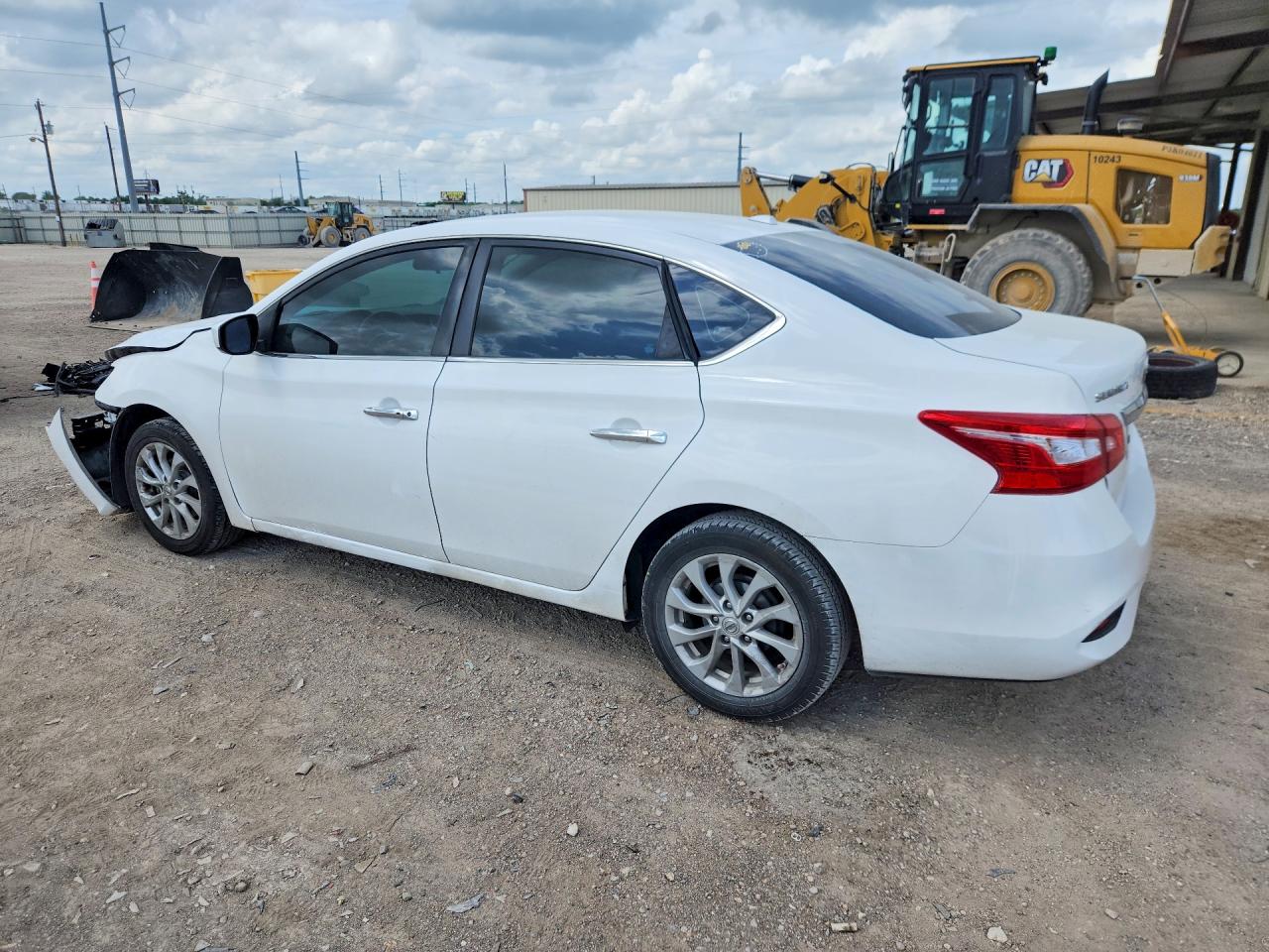 2019 NISSAN SENTRA SV photo 3