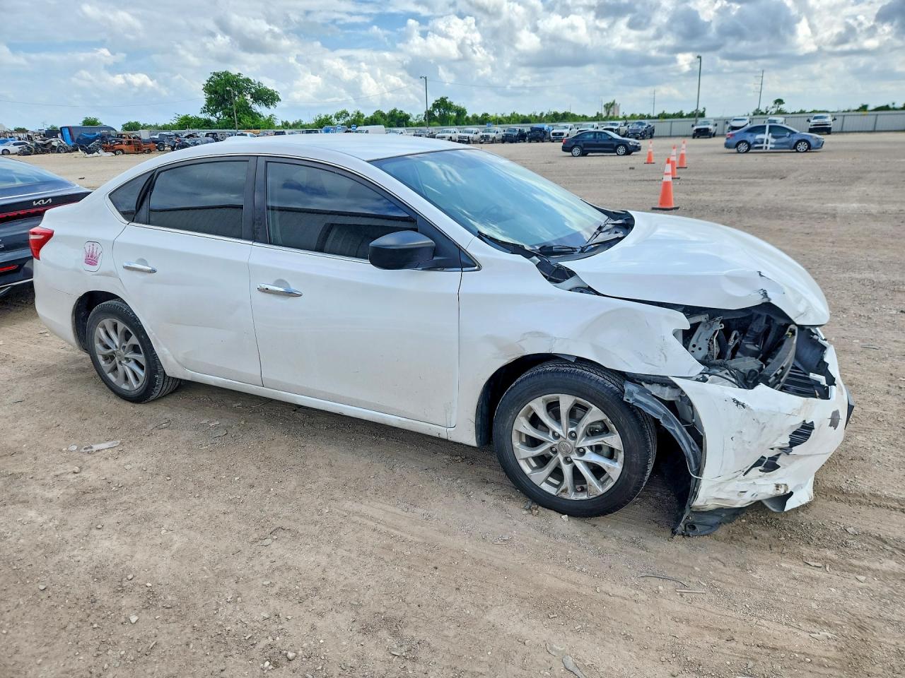 2019 NISSAN SENTRA SV photo 7