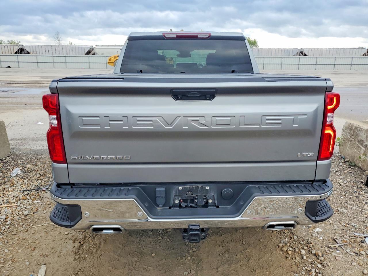 2024 CHEVROLET SILVERADO K1500 LTZ photo 11