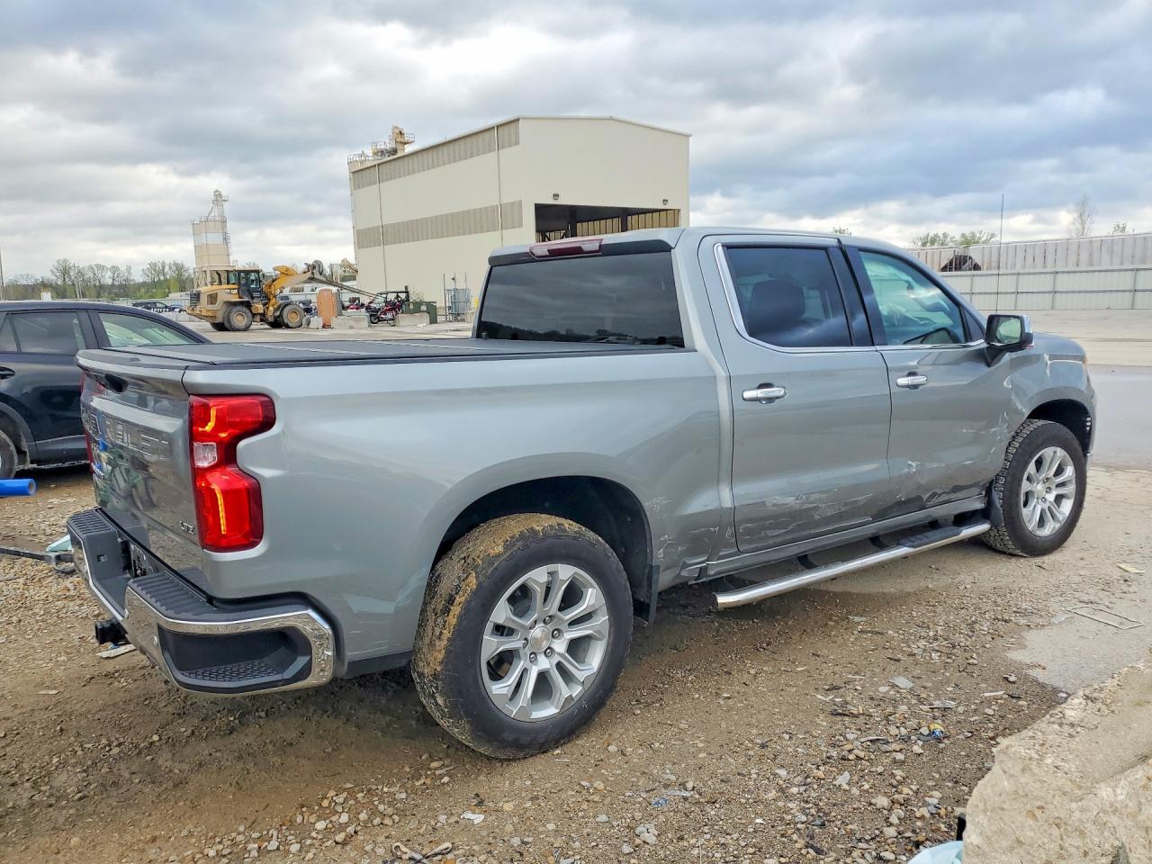 2024 CHEVROLET SILVERADO K1500 LTZ photo 5