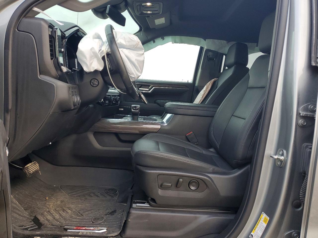 2024 CHEVROLET SILVERADO K1500 LTZ photo 13
