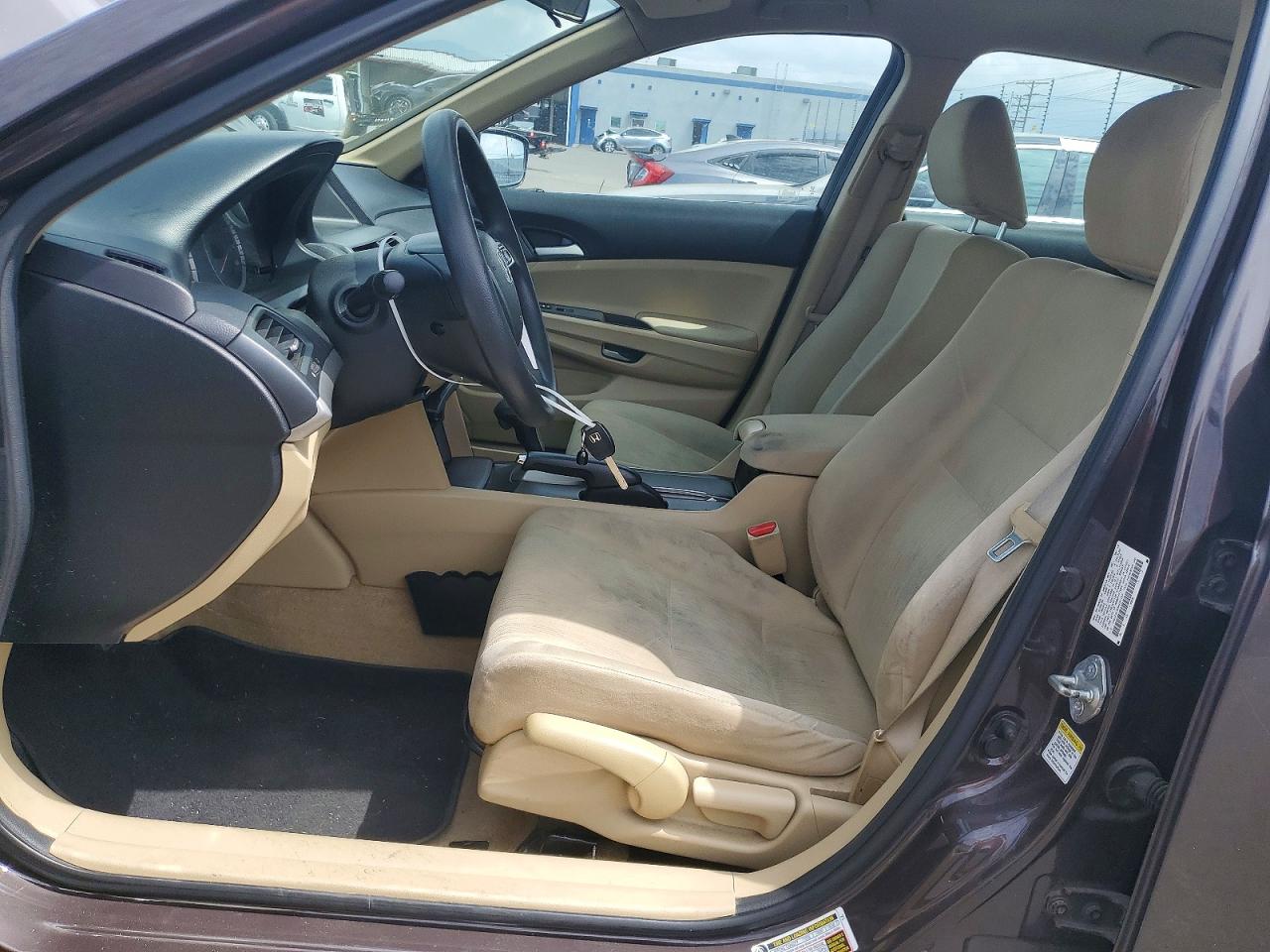 2011 HONDA ACCORD LX photo 7