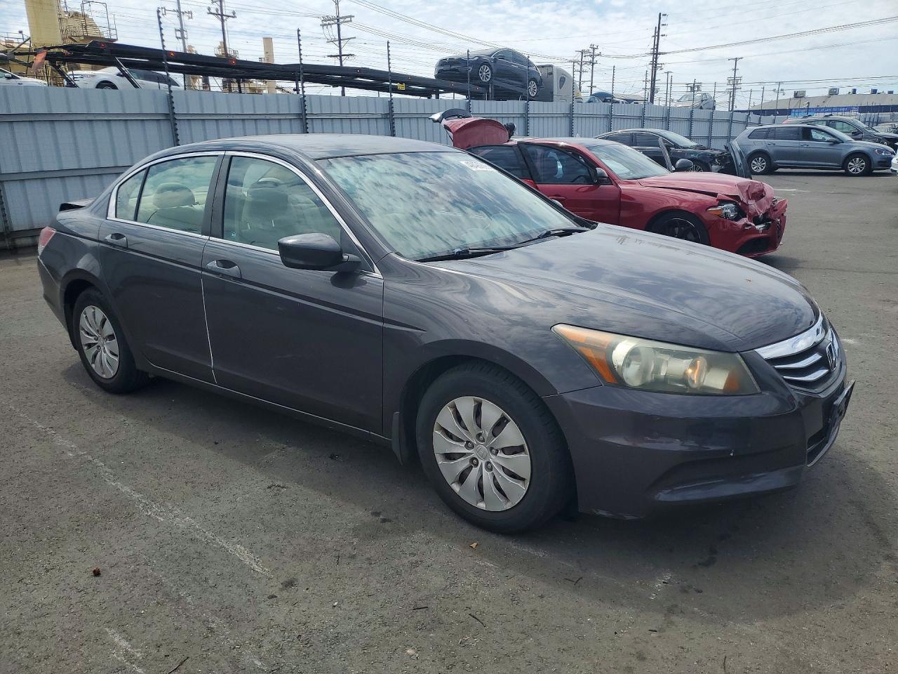 2011 HONDA ACCORD LX photo 4