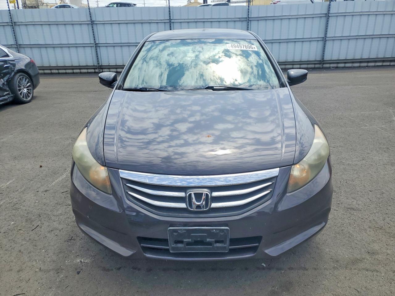 2011 HONDA ACCORD LX photo 5