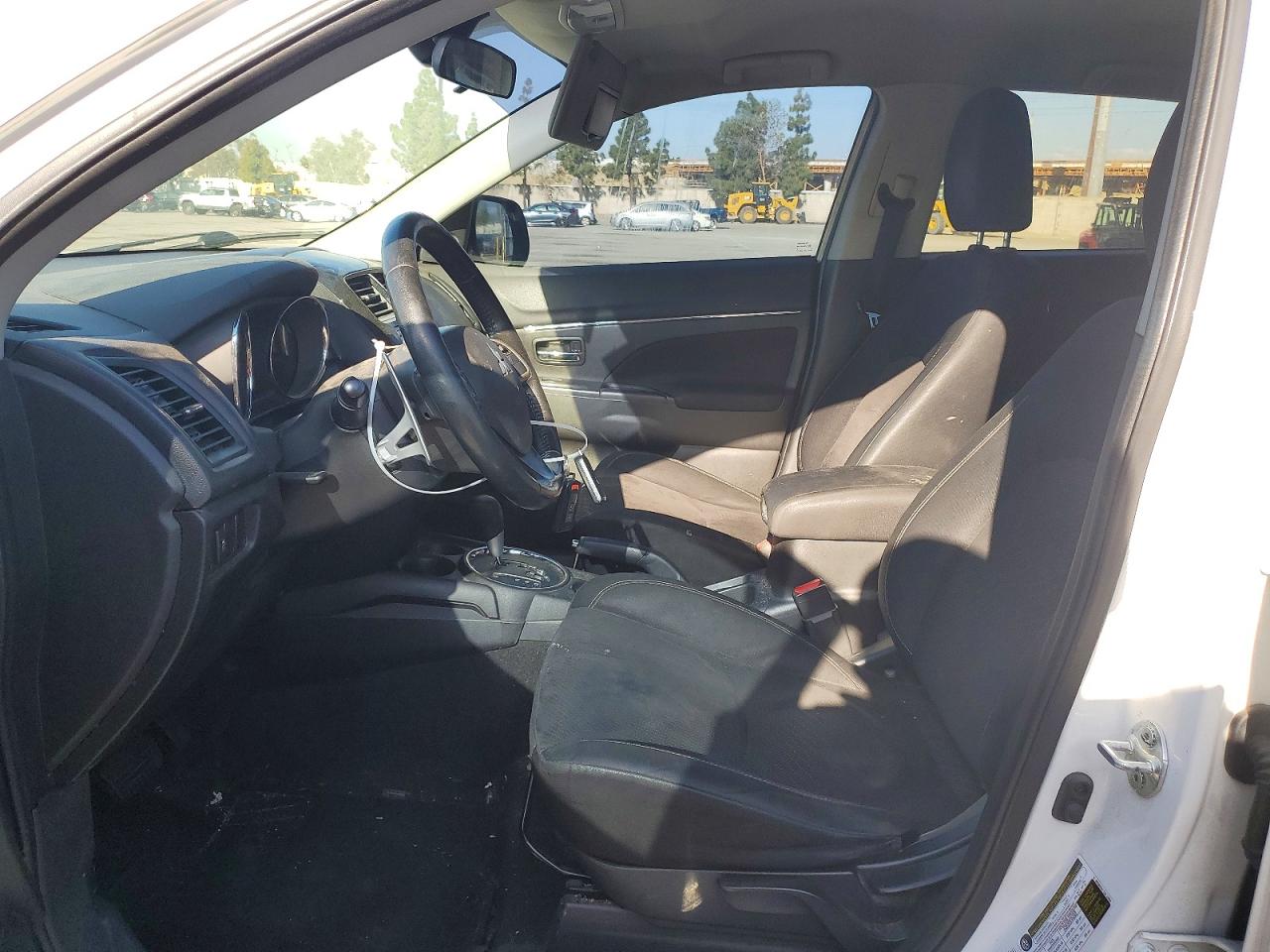2015 MITSUBISHI OUTLANDER SPORT SE photo 13