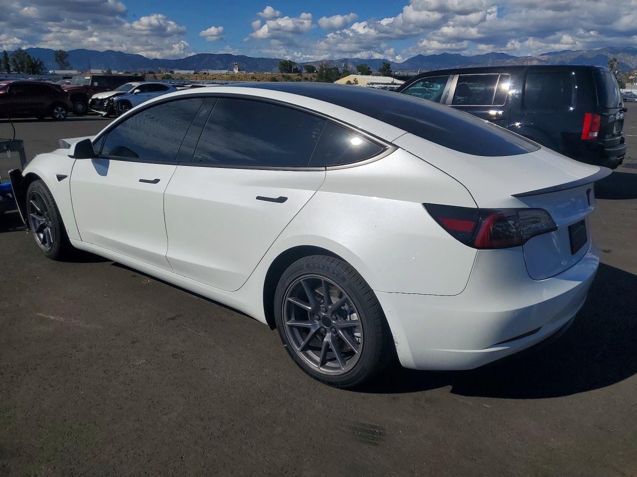 2021 TESLA MODEL 3 photo 4