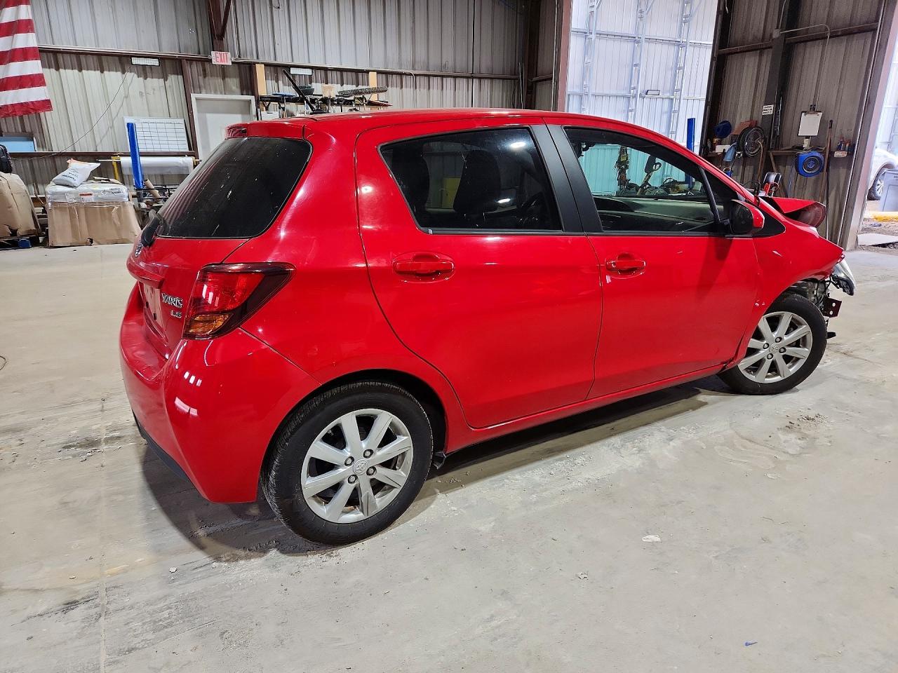 2015 TOYOTA YARIS 5-DOOR LE photo 7
