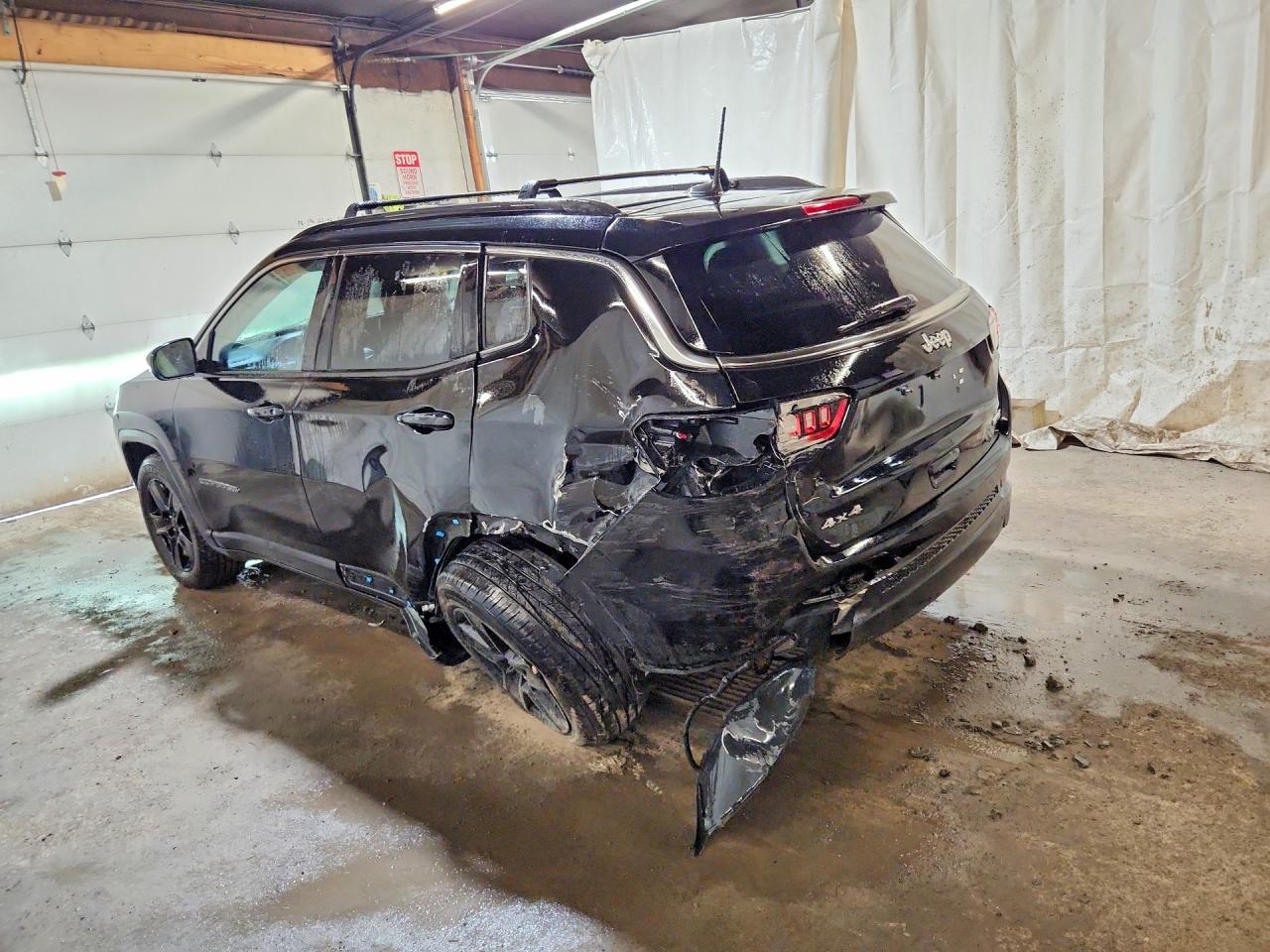 2022 JEEP COMPASS LATITUDE photo 3