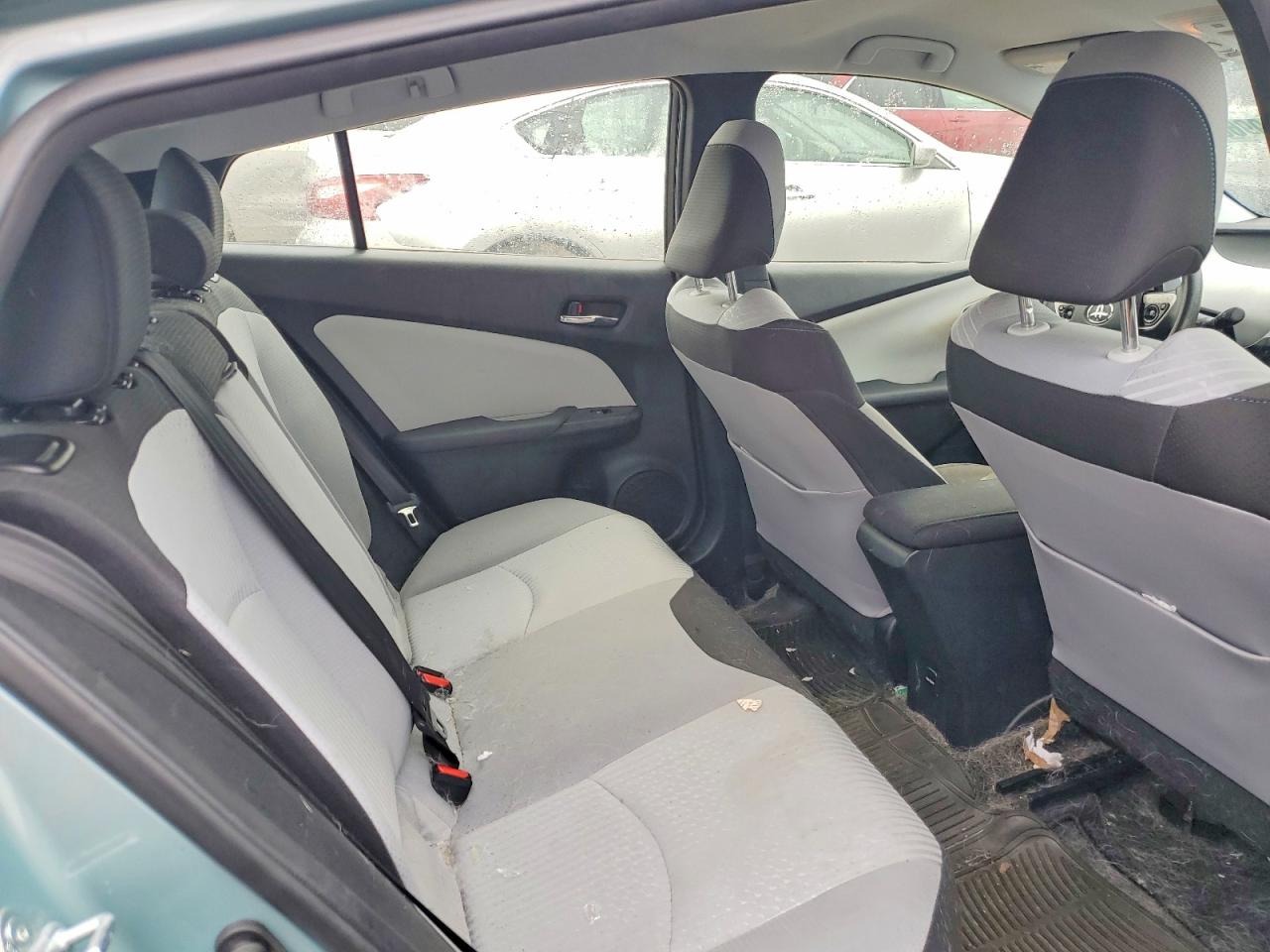 2016 TOYOTA PRIUS TWO photo 19