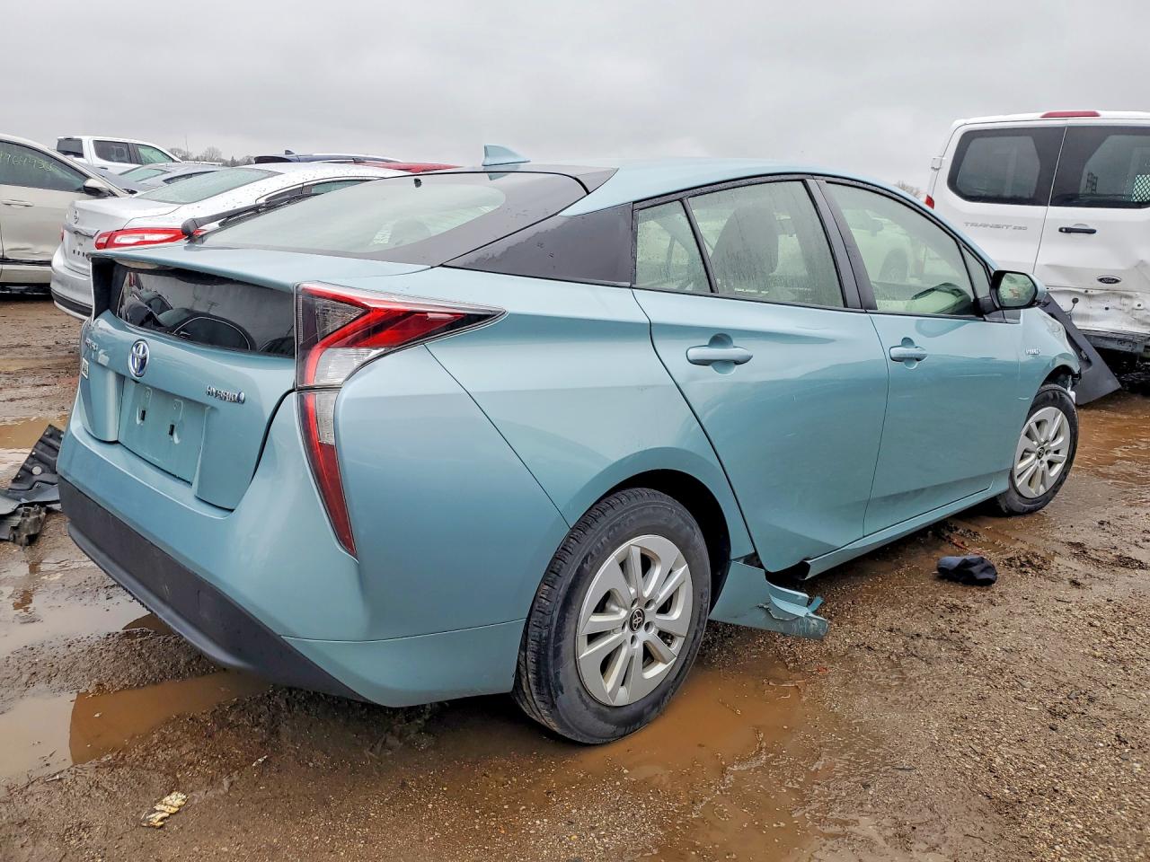 2016 TOYOTA PRIUS TWO photo 5