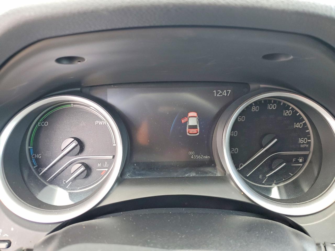 2021 TOYOTA CAMRY XLE photo 25