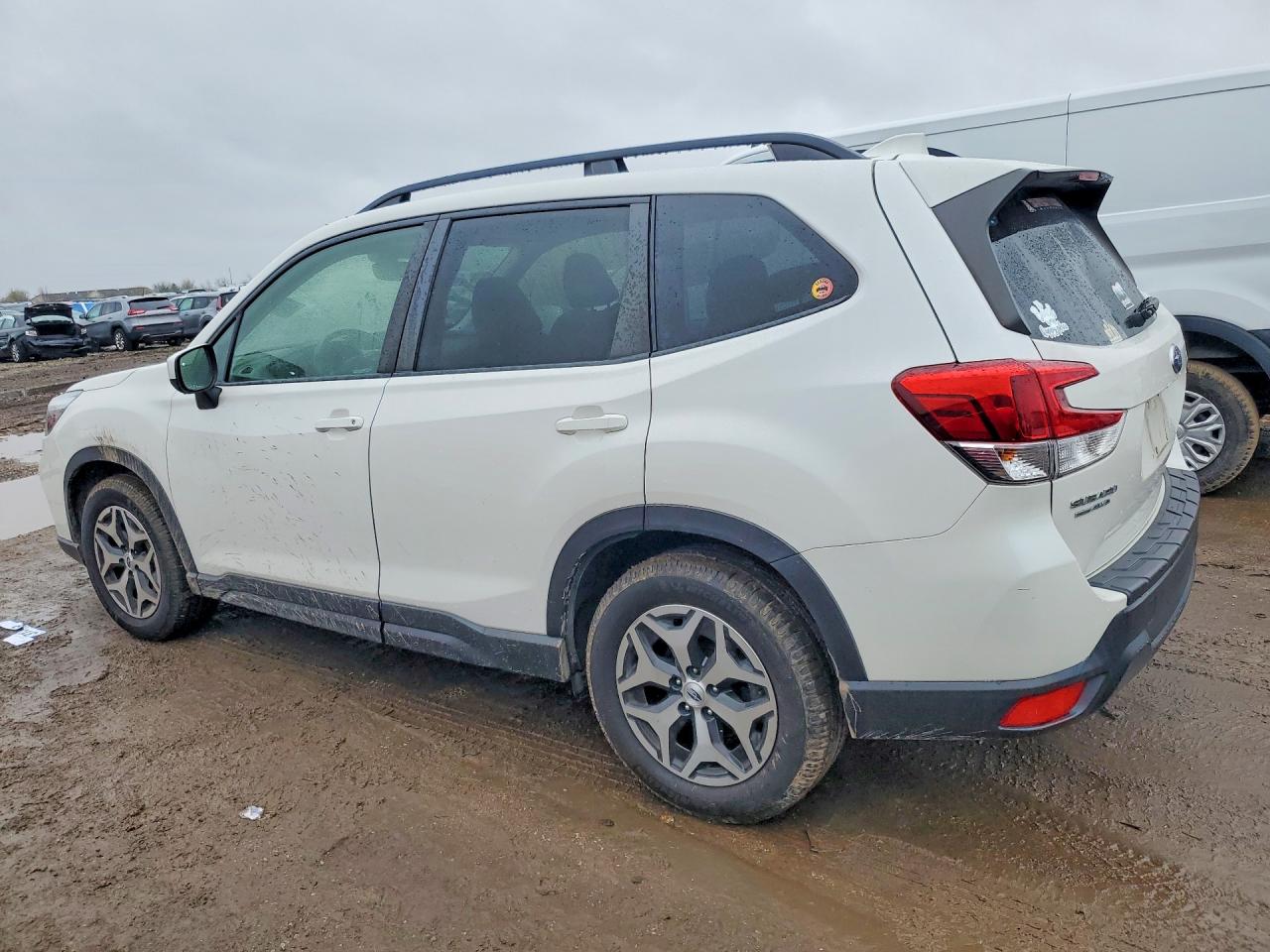 2020 SUBARU FORESTER PREMIUM photo 3