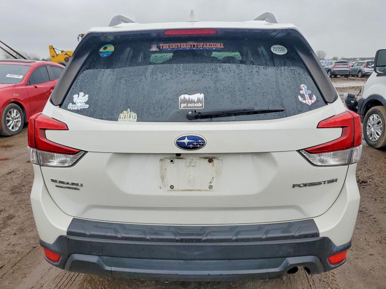 2020 SUBARU FORESTER PREMIUM photo 11