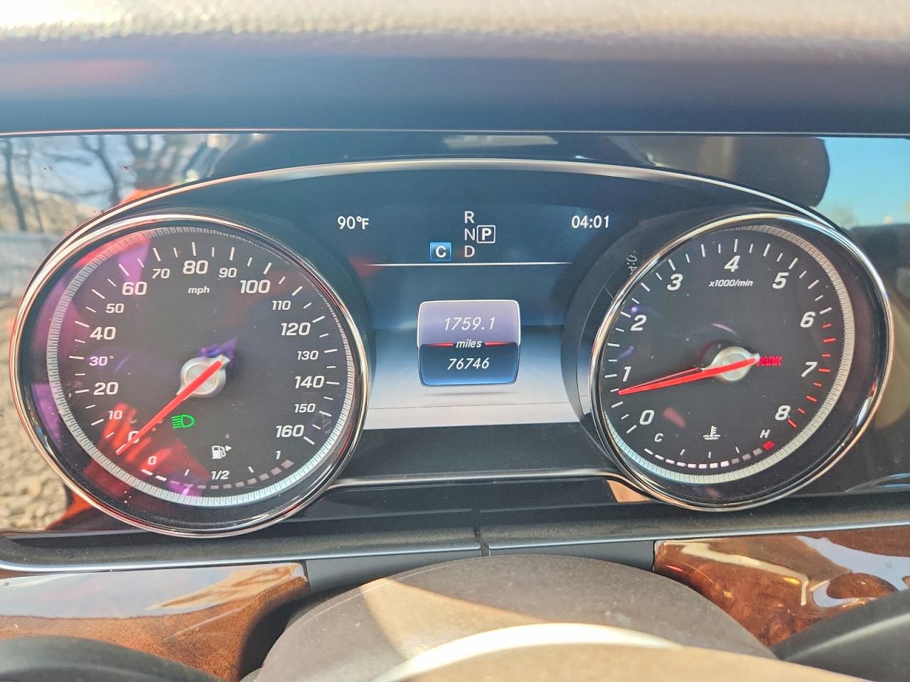 2017 MERCEDES-BENZ E 300 4MATIC photo 25