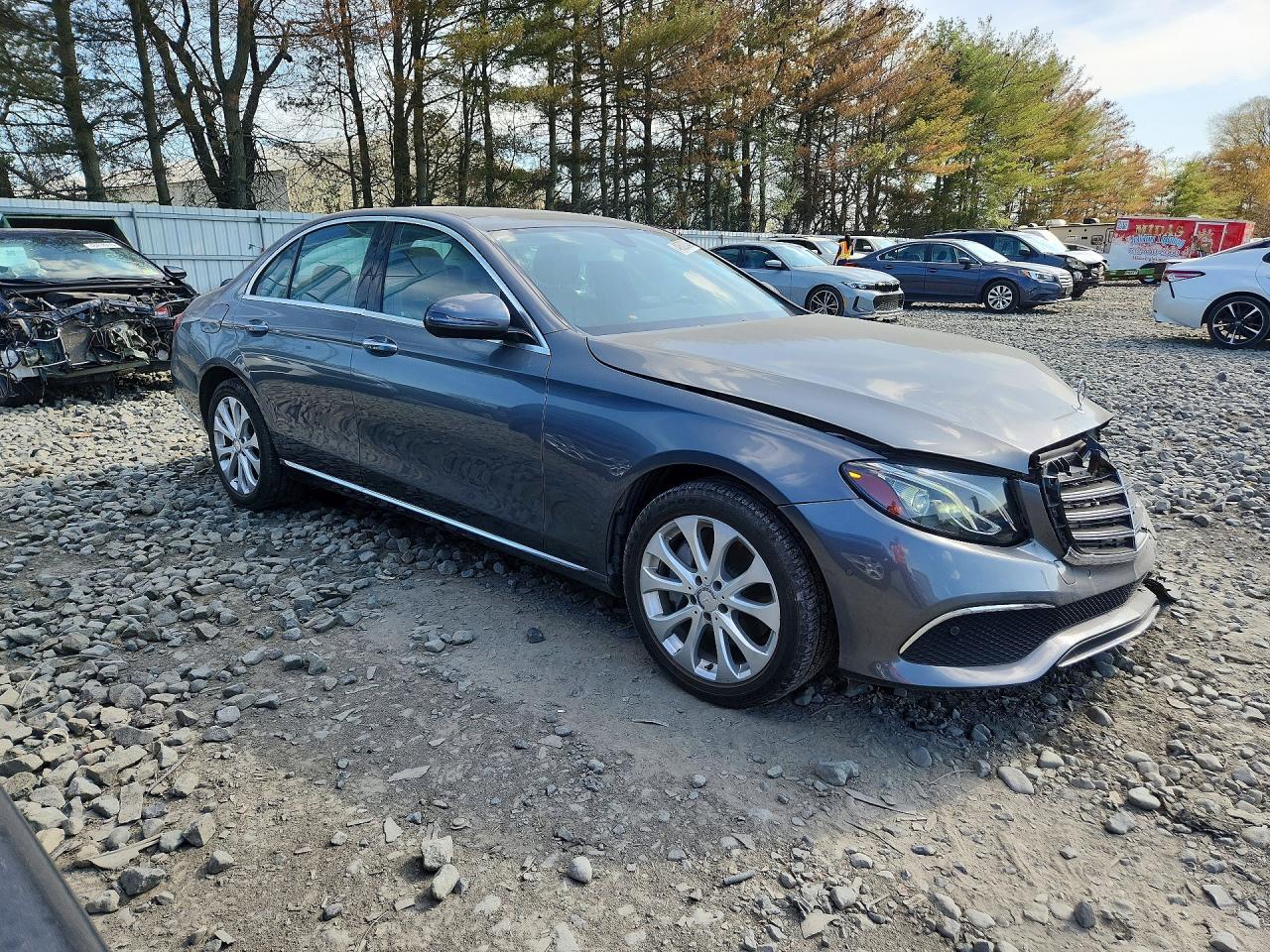 2017 MERCEDES-BENZ E 300 4MATIC photo 10