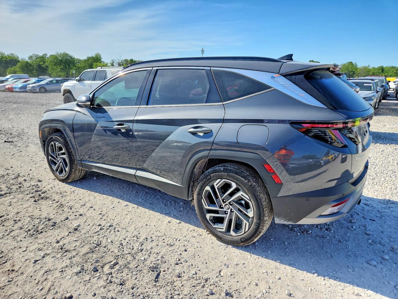 2026 HYUNDAI TUCSON LIMITED photo 3