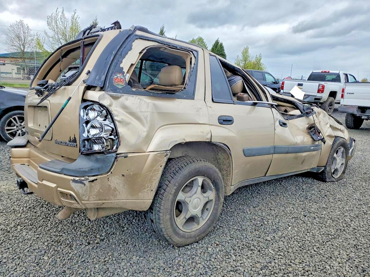 2004 CHEVROLET TRAILBLAZER LS photo 5