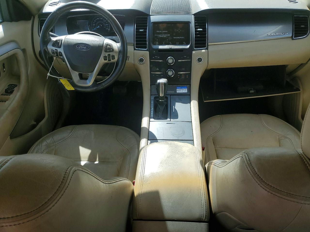 2016 FORD TAURUS SEL photo 8