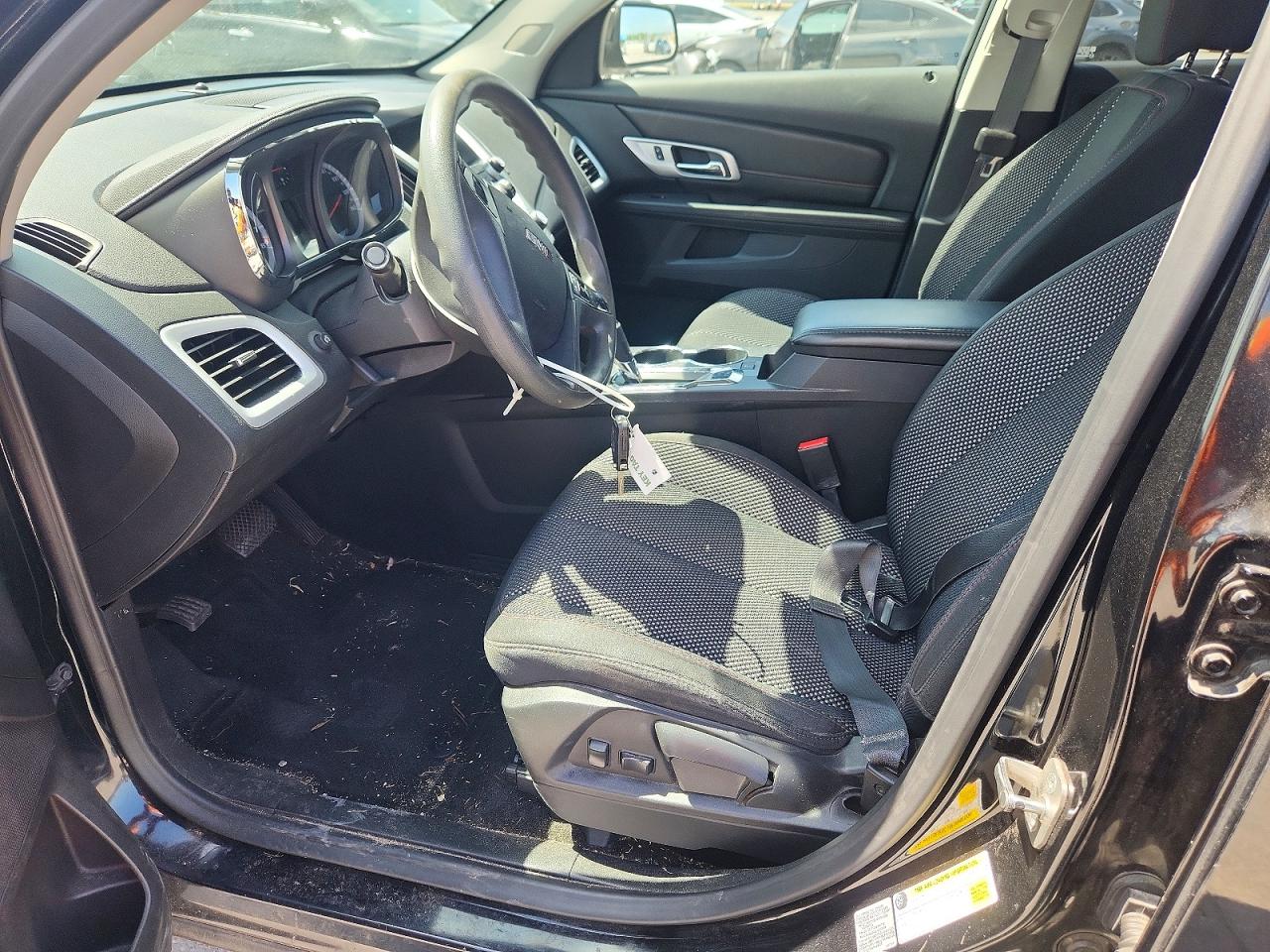 2017 GMC TERRAIN SLE photo 13