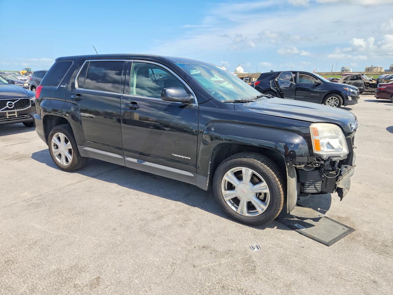 2017 GMC TERRAIN SLE photo 7