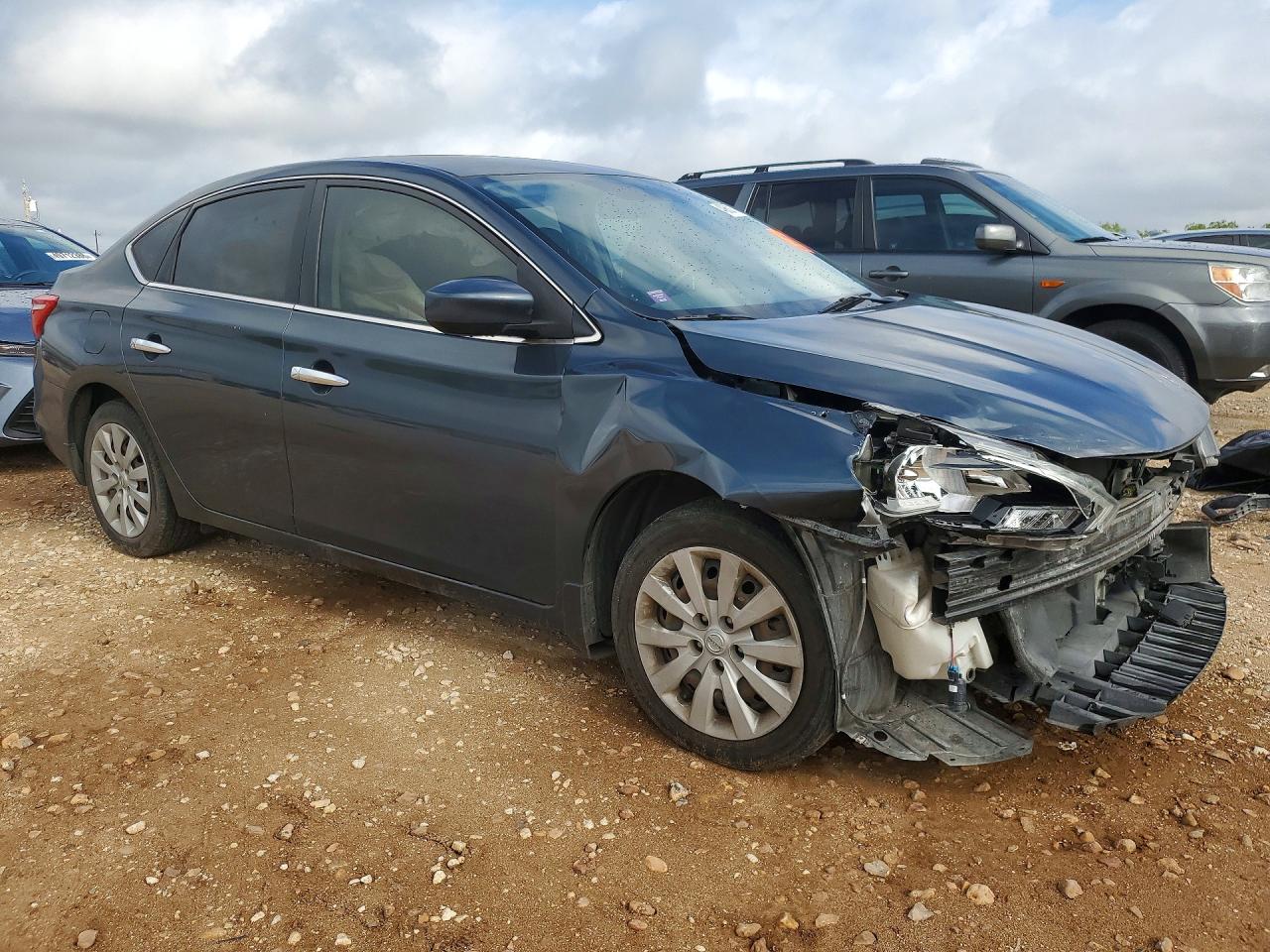 2019 NISSAN SENTRA S photo 7