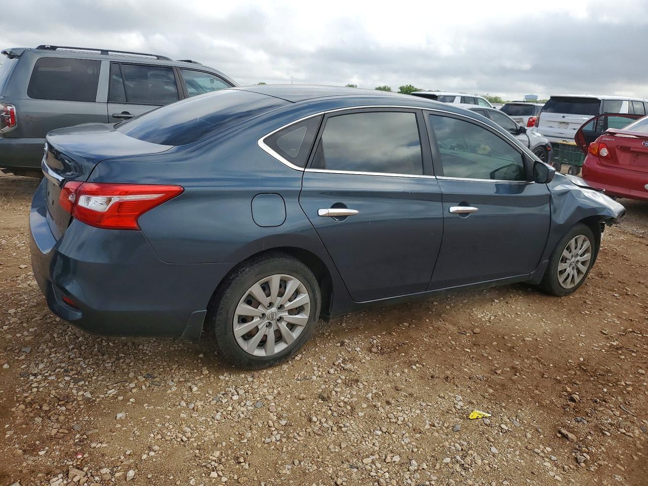 2019 NISSAN SENTRA S photo 5