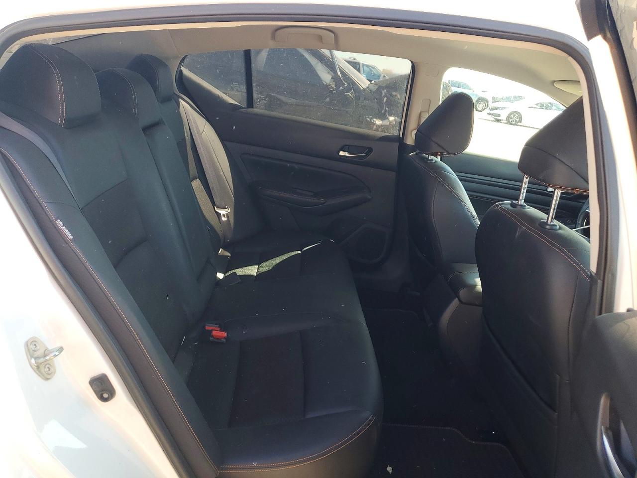 2019 NISSAN ALTIMA SR photo 10