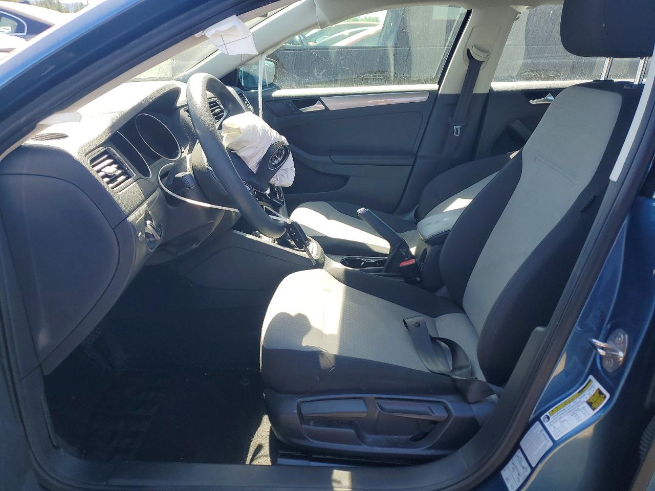 2017 VOLKSWAGEN JETTA S photo 13
