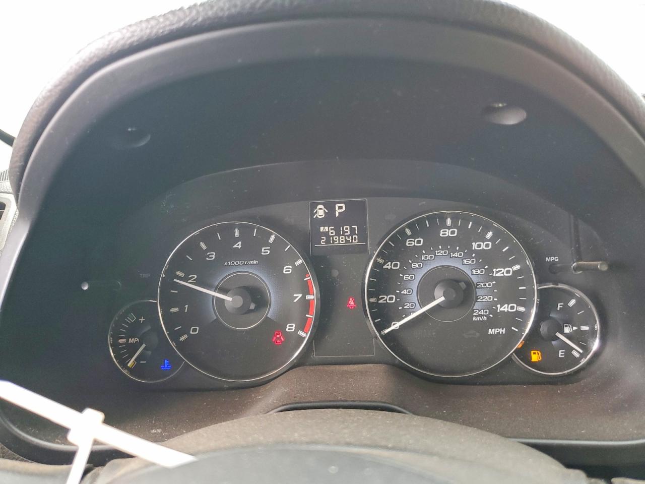 2010 SUBARU OUTBACK photo 17