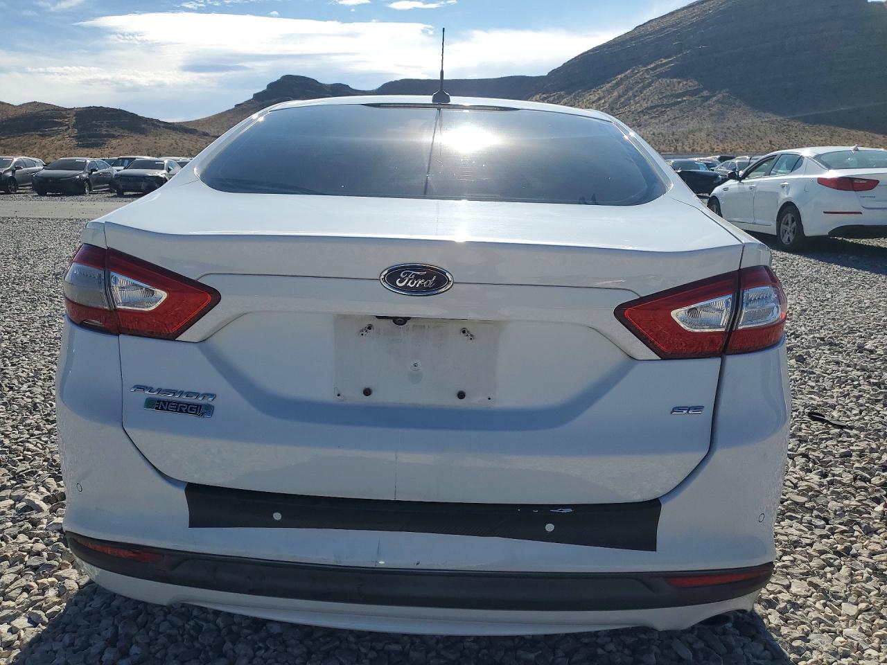 2015 FORD FUSION SE PHEV photo 11