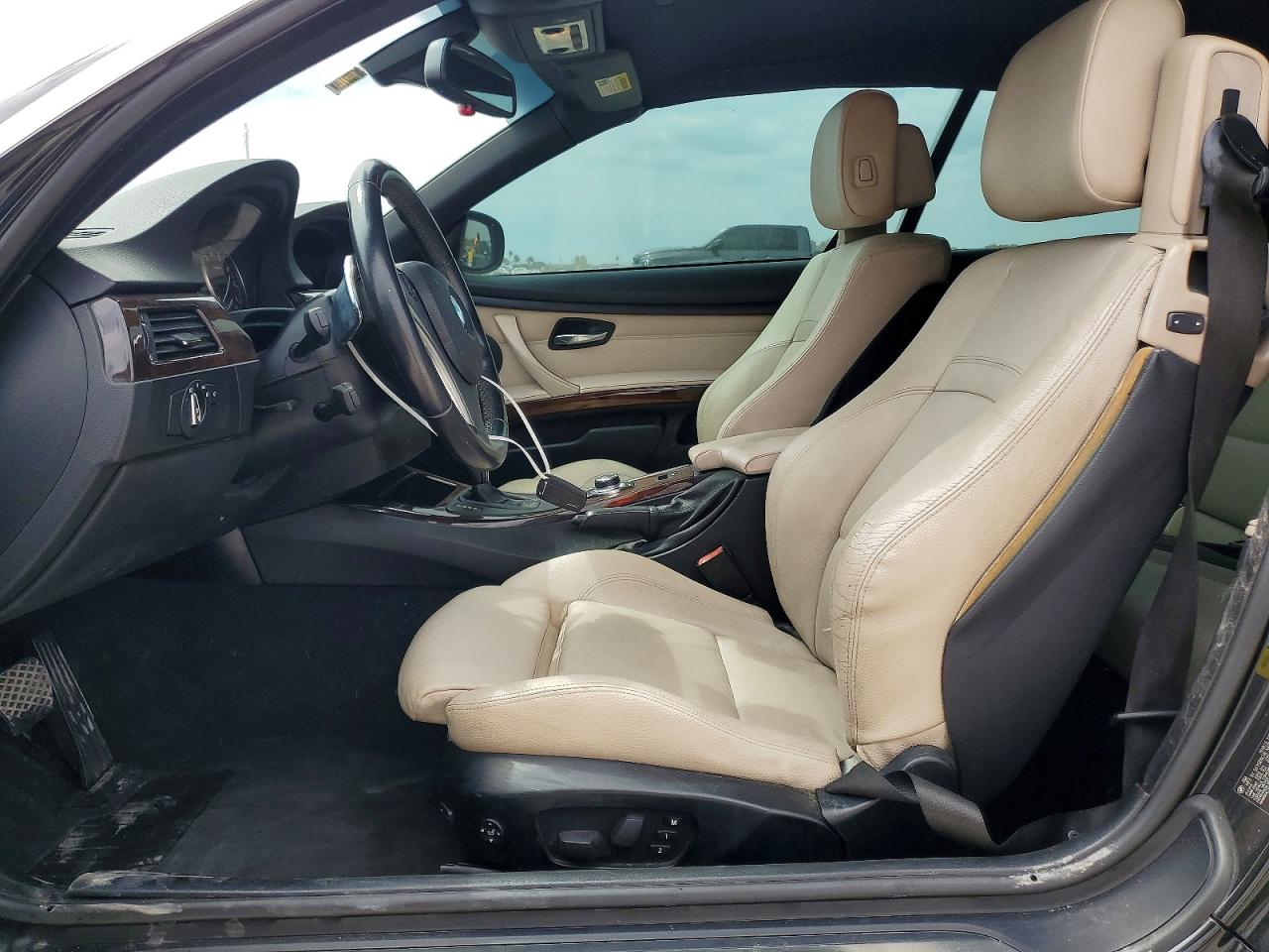 2011 BMW 335 I photo 19