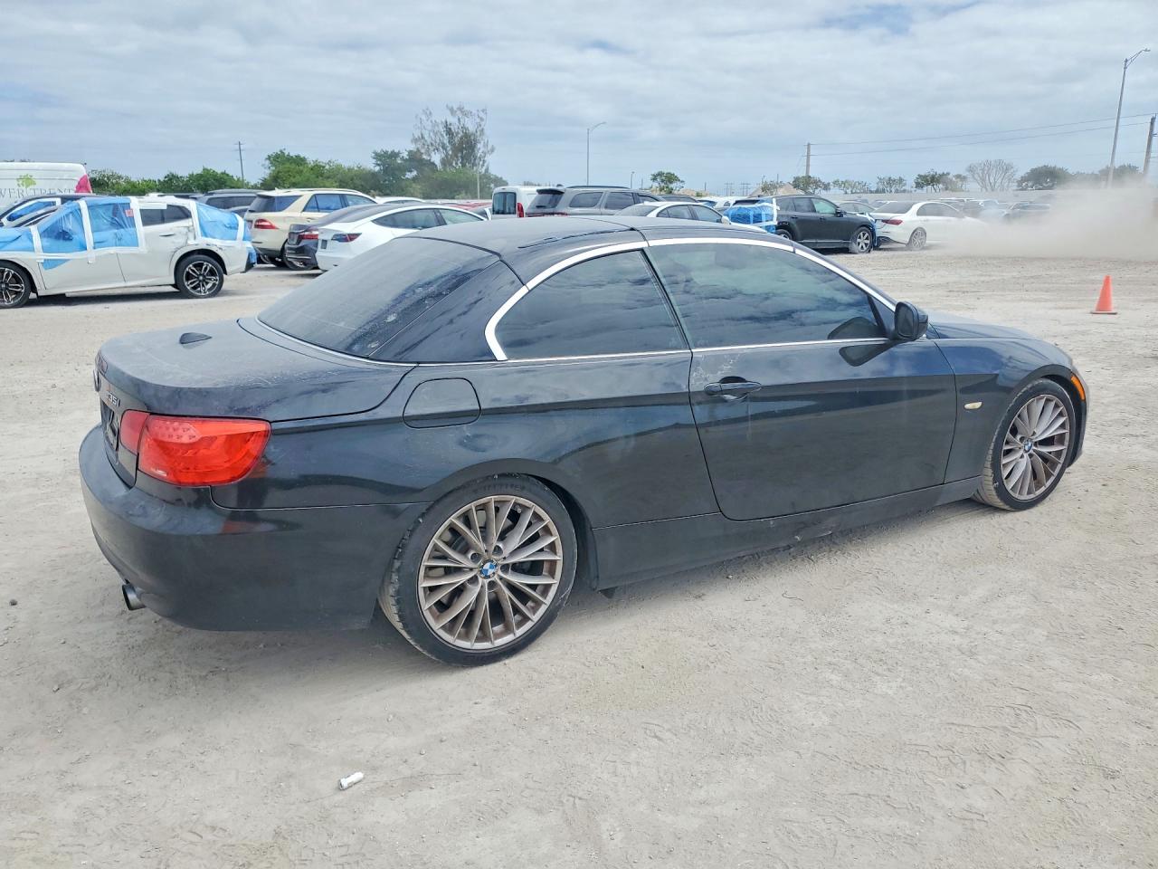 2011 BMW 335 I photo 7
