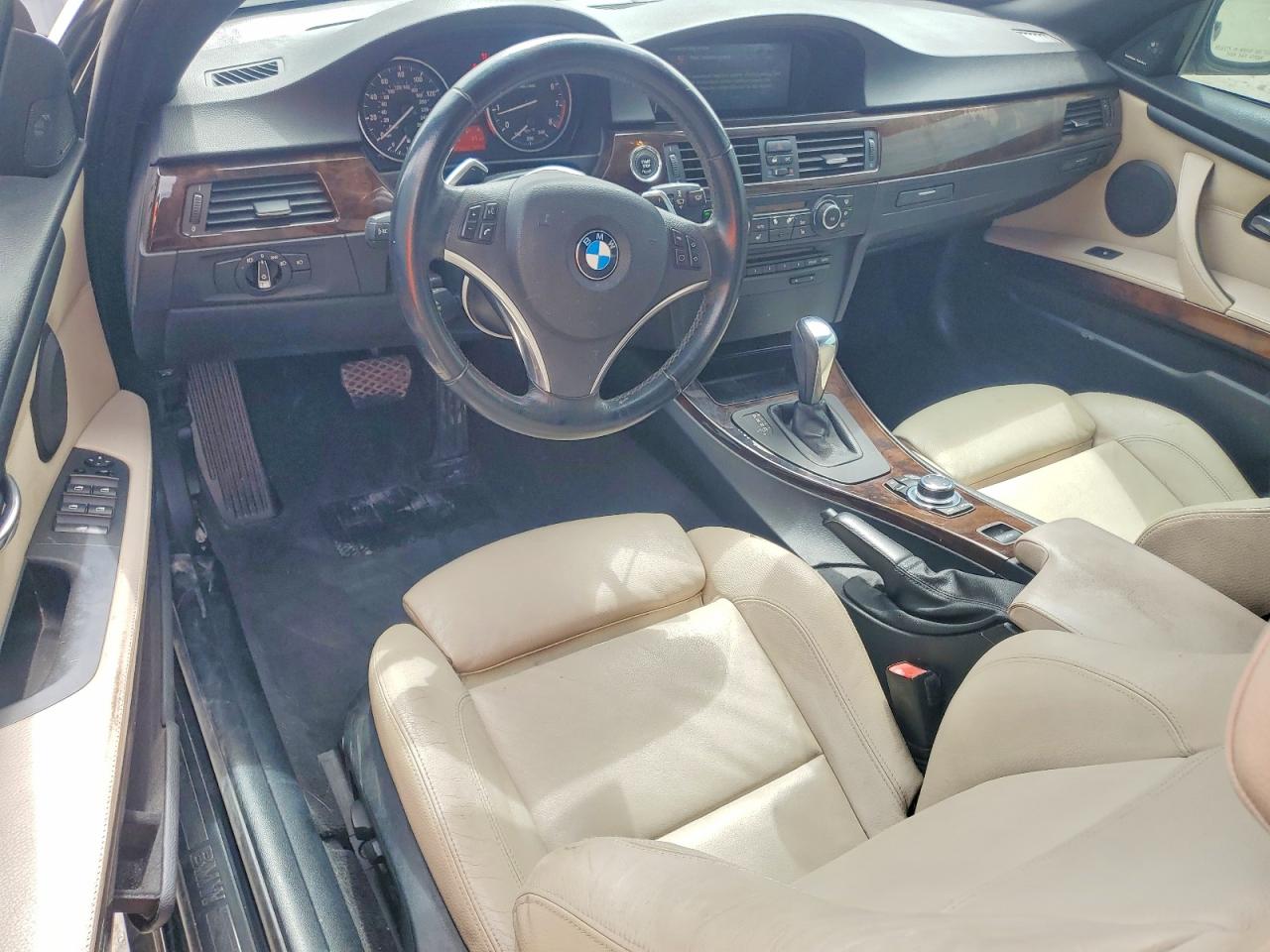 2011 BMW 335 I photo 22