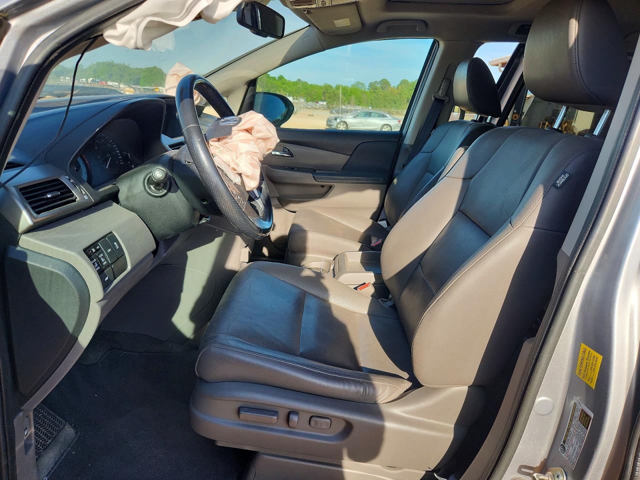 2016 HONDA ODYSSEY EXL photo 19