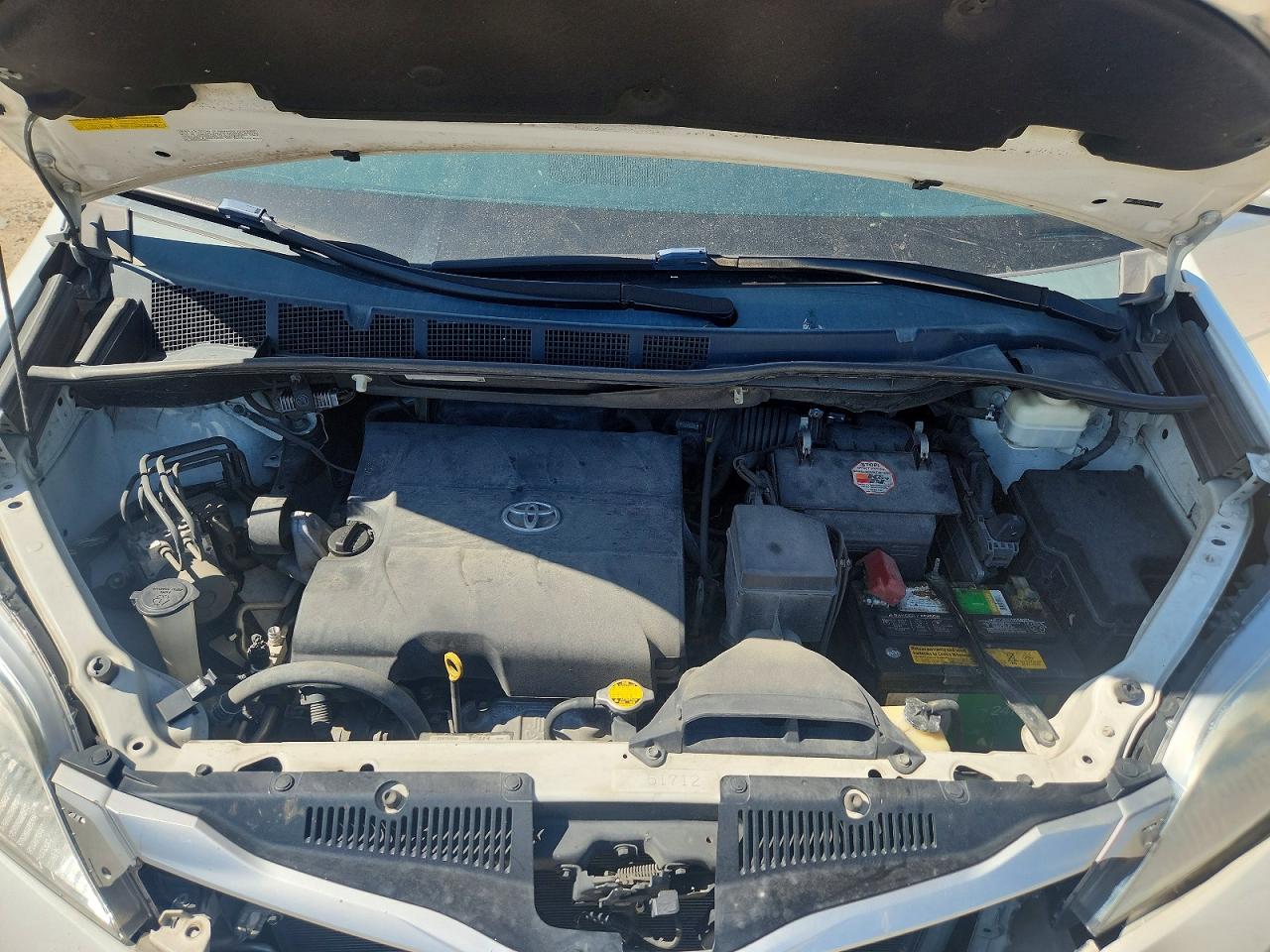 2014 TOYOTA SIENNA LIMITED 7-PASSENGER photo 34