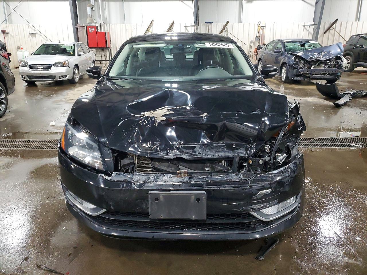 2015 VOLKSWAGEN PASSAT SEL photo 9