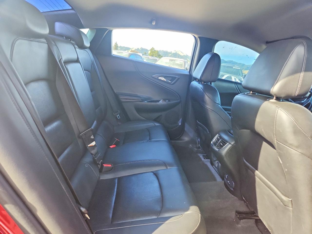 2016 CHEVROLET MALIBU PREMIER photo 28