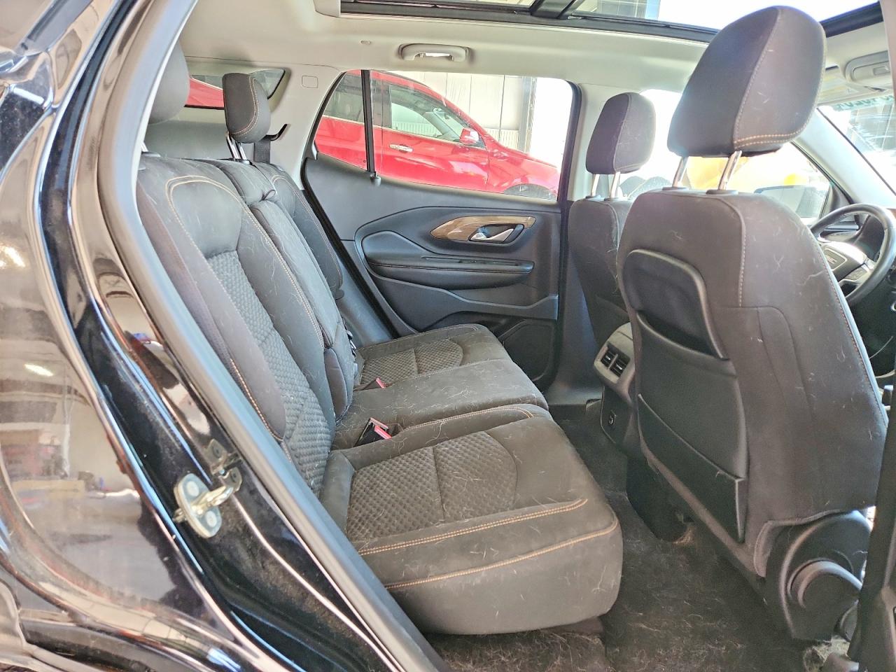 2018 GMC TERRAIN SLE photo 28