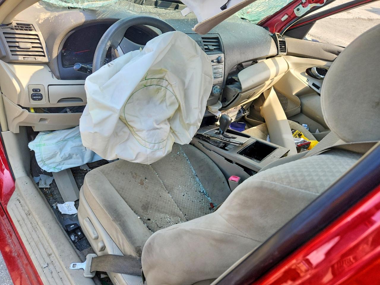 2007 TOYOTA CAMRY LE photo 8