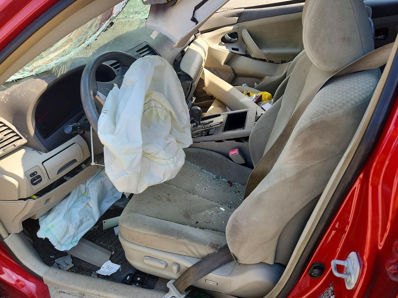 2007 TOYOTA CAMRY LE photo 7
